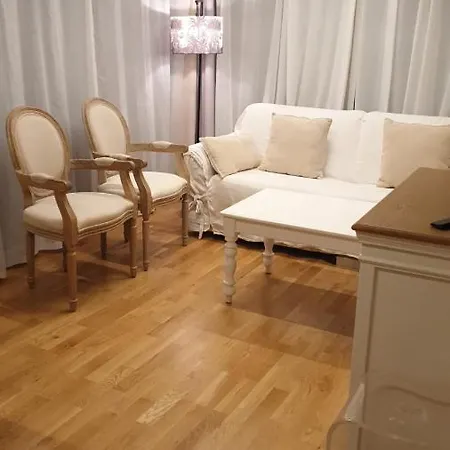 Apartment Lovely 1 Bedroom Boulevard De La Croisette